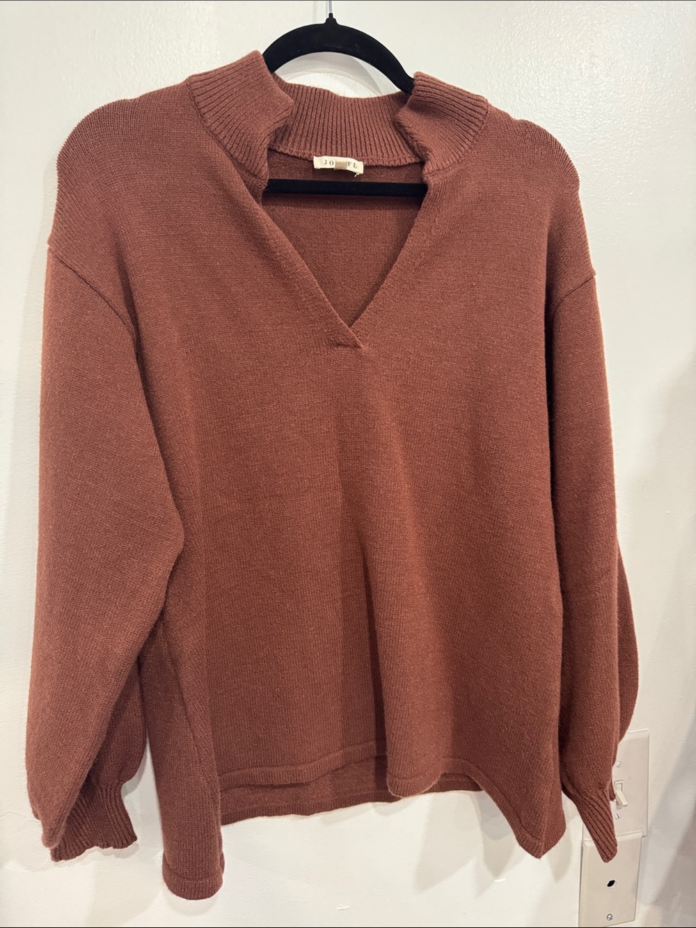 Cozy V-Neck Women’s Sweater in Rust